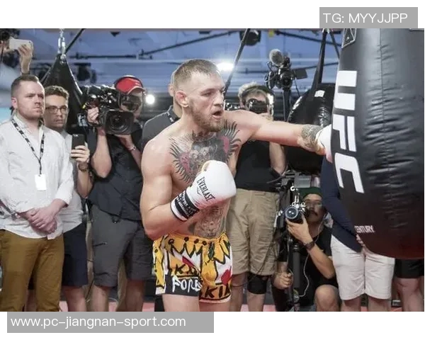 康纳与梅威瑟对决规则解析及比赛策略全面分析